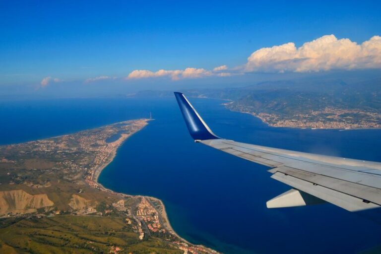 Regione Sicilia contro il caro-voli a Natale:Attiva la piattaforma online della Regione Sicilia che permette ai residenti di ottenere sconti sui voli da e per l’isola